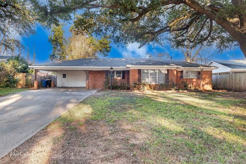 1218 Oden St, Shreveport, LA, 71104-3817 | Card Image