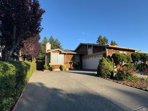 1755 Northstar Drive, Petaluma, CA, 94954 | Card Image
