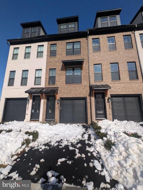 22892 Tawny Pine Sq, ASHBURN, VA, 20148-5815 | Card Image