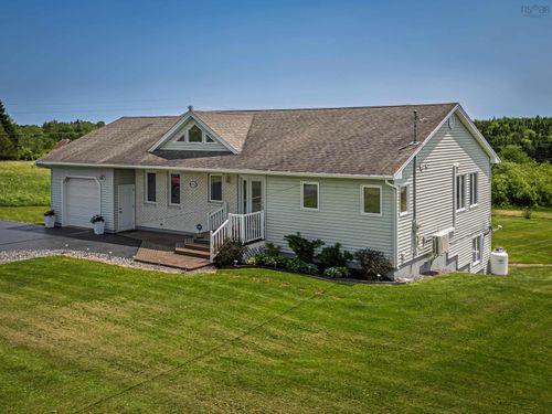 4362 Highway 236, Kennetcook, NS, B0N1T0 | Card Image