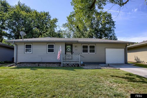 10913 Jones St, Omaha, NE, 68154-3342 | Card Image
