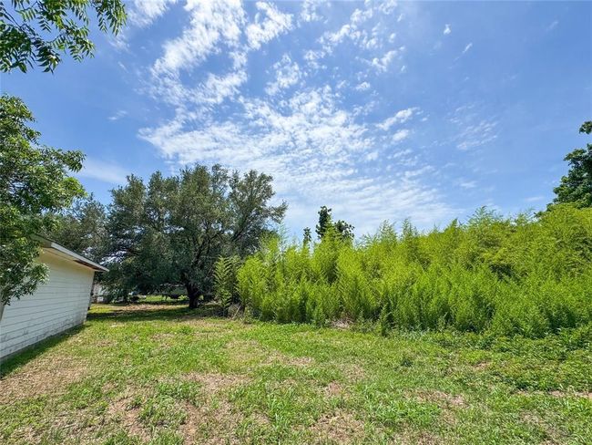 403 Fern Ln, House other with 5 bedrooms, 2 bathrooms and 1 parking in Wharton TX | Image 16