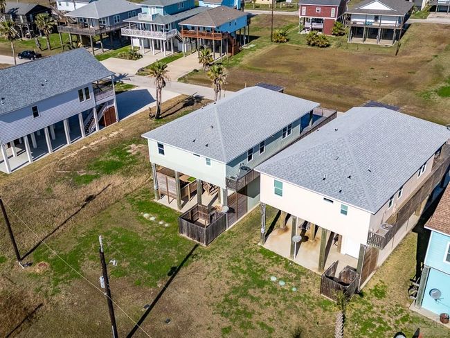 13111 Buccaneer Pkwy, House other with 3 bedrooms, 2 bathrooms and 1 parking in Freeport TX | Image 66