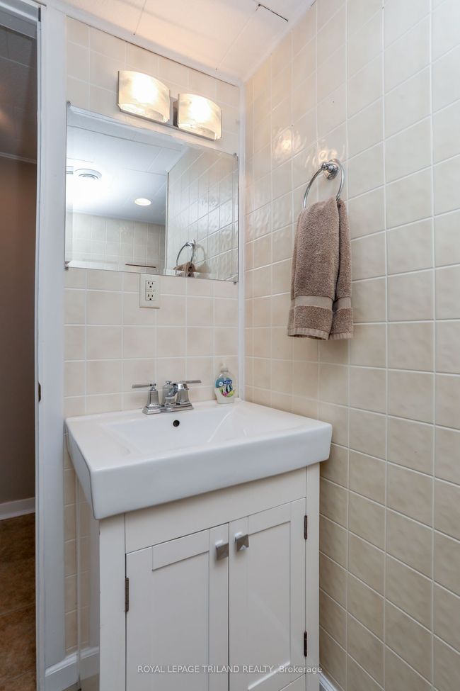 43 - 33 Pitt St, House other with 2 bedrooms, 1 bathrooms and 2 parking in Port Burwell ON | Image 20