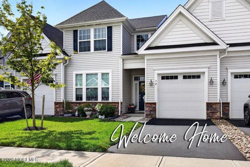 72 Aqueduct Blvd, New Egypt, NJ, 08533-1727 | Card Image