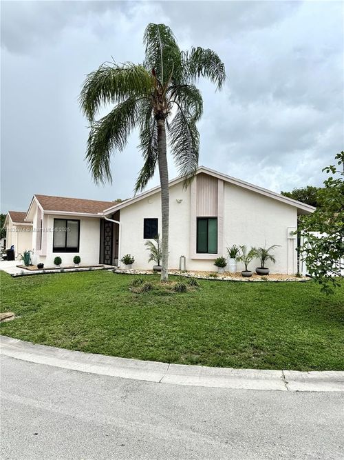 9665 Golf State Park Cir, Boca Raton, FL, 33428-1736 | Card Image