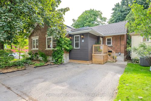 7 Alexandra St, Guelph, ON, N1H1K8 | Card Image