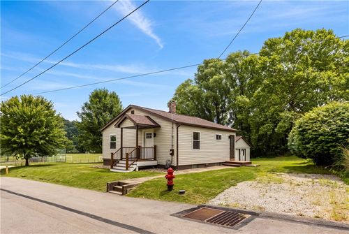 2 Frick St, Charleroi Boro, PA, 15432 | Card Image