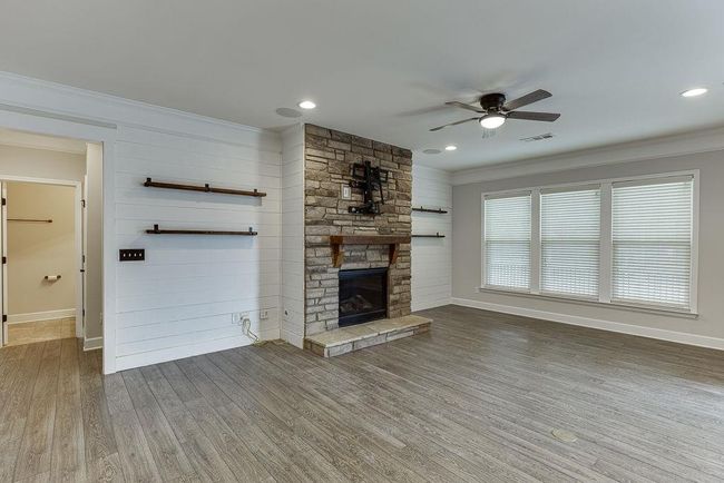 6472 Hickory Branch Dr, House other with 5 bedrooms, 4 bathrooms and 2 parking in Hoschton GA | Image 24