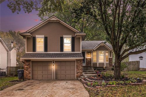 12537 S Brougham Dr, Olathe, KS, 66062-5248 | Card Image