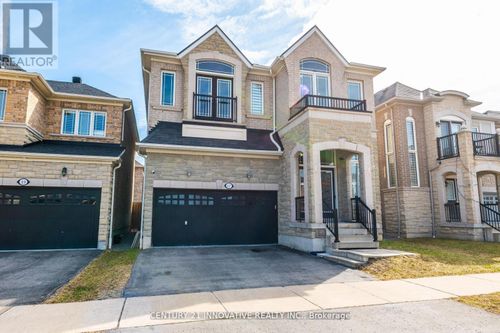 17 Arfield Ave, Ajax, ON, L1Z0G2 | Card Image