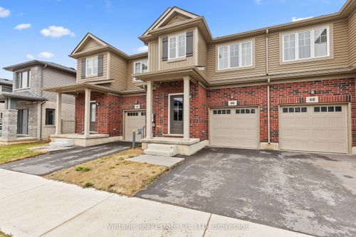 46 Samuel Ave, Fonthill, ON, L0S1E6 | Card Image
