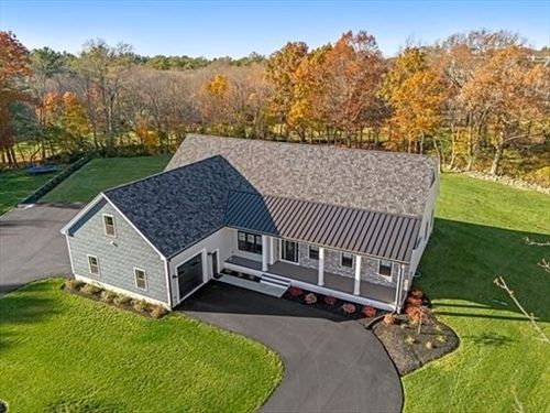 73 Raymond Ave, Raynham, MA, 02767-1015 | Card Image