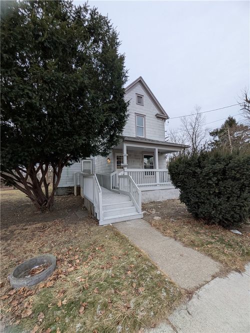 315 Sullivan St, Elmira, NY, 14901-2825 | Card Image