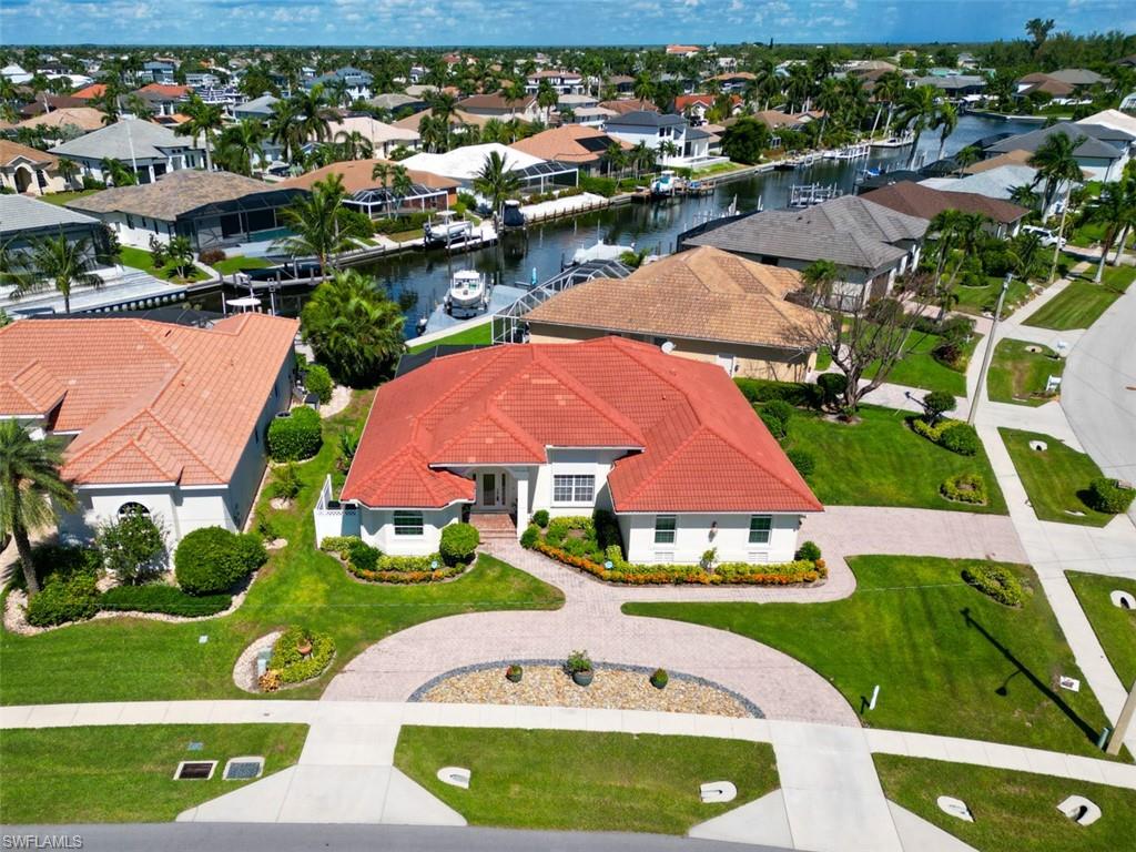 1600 Orleans Ct, For Sale in MARCO ISLAND Zoocasa