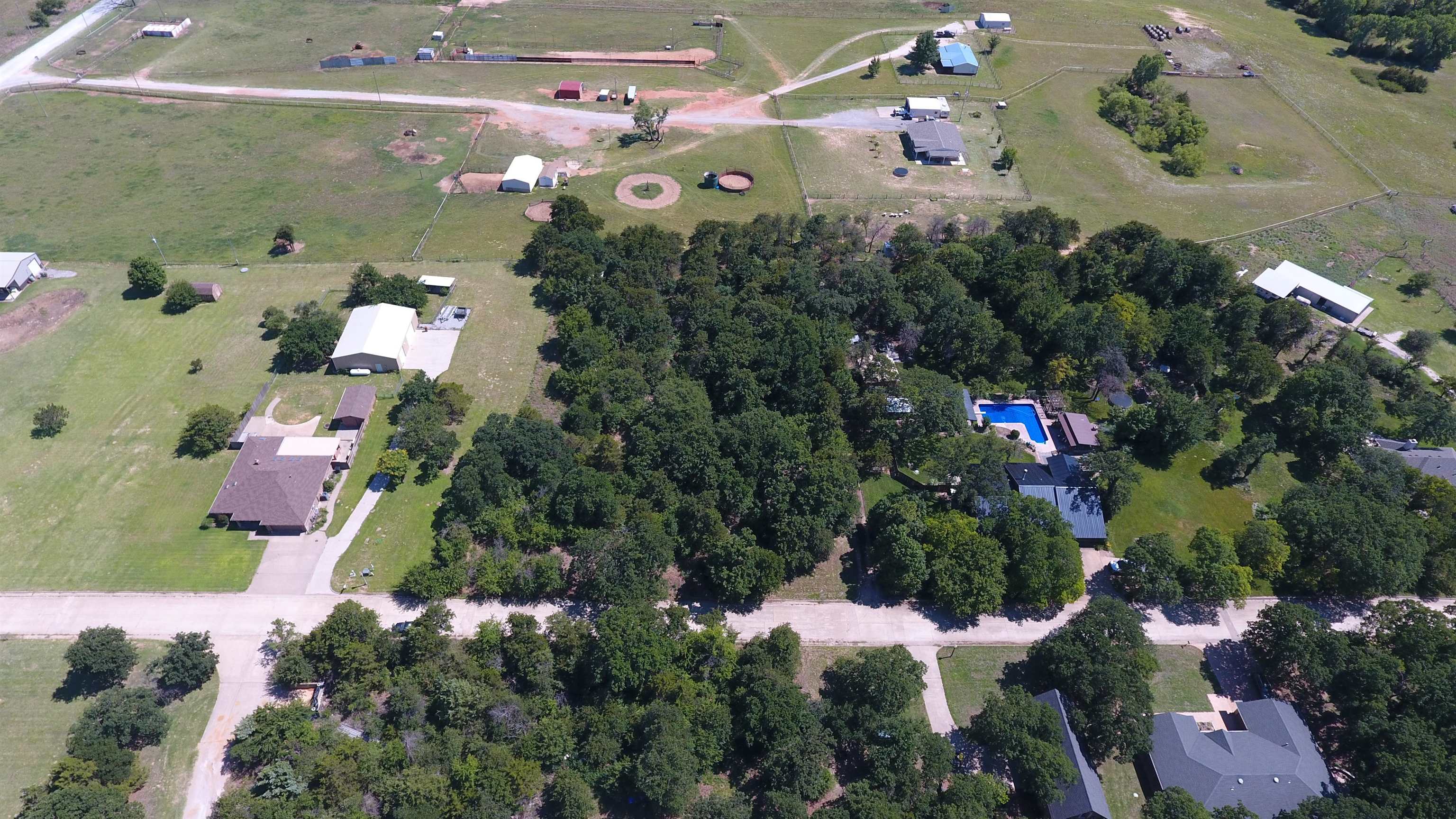 Land in Hennessey