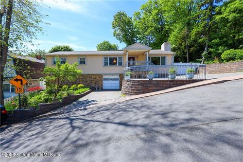 93 Centre Avenue, Staten Island, NY, 10304 | Card Image