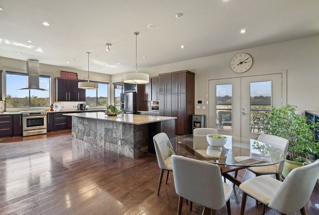 2401 W Fitzhugh Rd, House other with 3 bedrooms, 3 bathrooms and 3 parking in Dripping Springs TX | Image 13