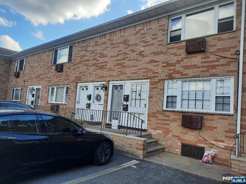 432 Trenton, Paterson, NJ, 07503 | Card Image