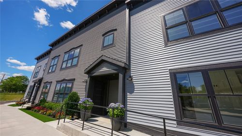 117-117 Water St, Penn Yan, NY, 14527-1652 | Card Image