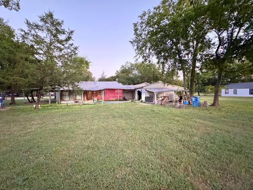 211 Ne 3rd St, Kerens, TX, 75144-2628 | Card Image