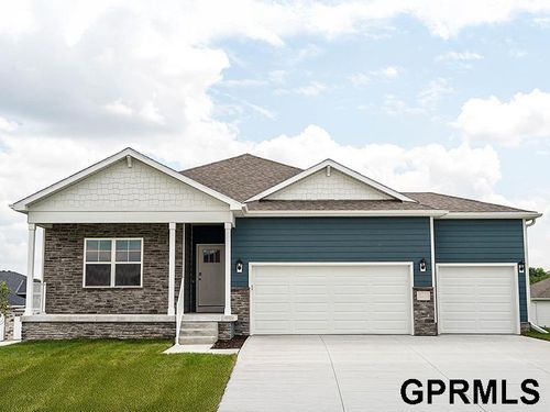 17515 Virginia Street, Omaha, NE, 68137 | Card Image