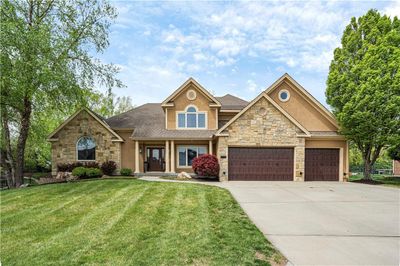 10102 River Hills Drive, House other with 6 bedrooms, 4 bathrooms and null parking in Parkville MO | Image 1