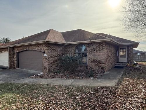 1418 E Woodgate St, Springfield, MO, 65804-6484 | Card Image