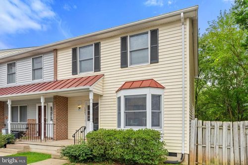 7645 Wankoma Dr, REMINGTON, VA, 22734-9672 | Card Image