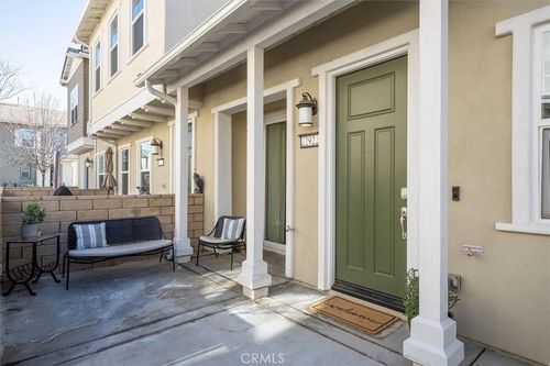 22922 Harvest Mill Cir, Saugus, CA, 91350-5859 | Card Image