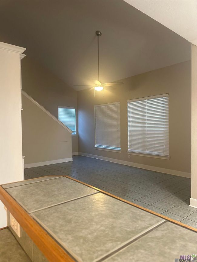 APT-205 - 710 E Boyd Dr, Condo with 3 bedrooms, 2 bathrooms and 2 parking in Baton Rouge LA | Image 5