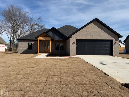 1401 S 31st 1/2 St, Paragould, AR, 72450-2162 | Card Image