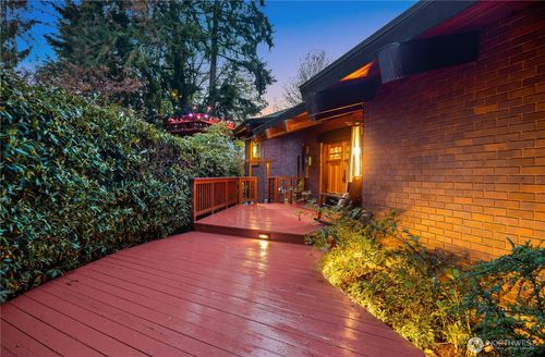 4775 Ne 203rd Street, Lake Forest Park, WA, 98155 | Card Image