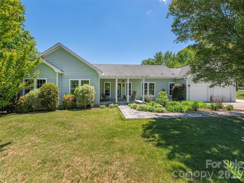 16 China Berry Ct, Waynesville, NC, 28785-0048 | Card Image
