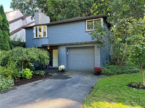 lower-24 Menlo Place, Rochester, NY, 14620 | Card Image