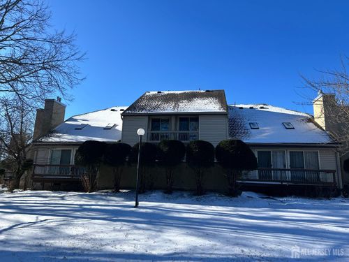 75 Kelly Dr, Edison, NJ, 08820-4604 | Card Image