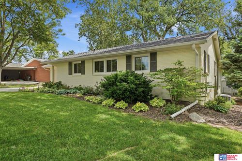 1920 E Bermuda Drive, Lincoln, NE, 68506 | Card Image