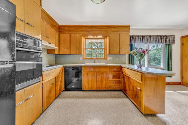Kitchen | Image 7