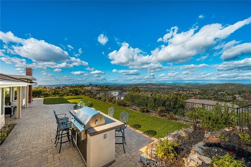 135 S Calle Alta, Orange, CA, 92869-4400 | Card Image