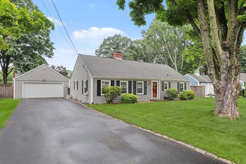 25 Tingley Dr, Cumberland, RI, 02864-4216 | Card Image