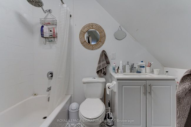 1267 King St W, Home with 10 bedrooms, 9 bathrooms and 2 parking in Toronto ON | Image 23
