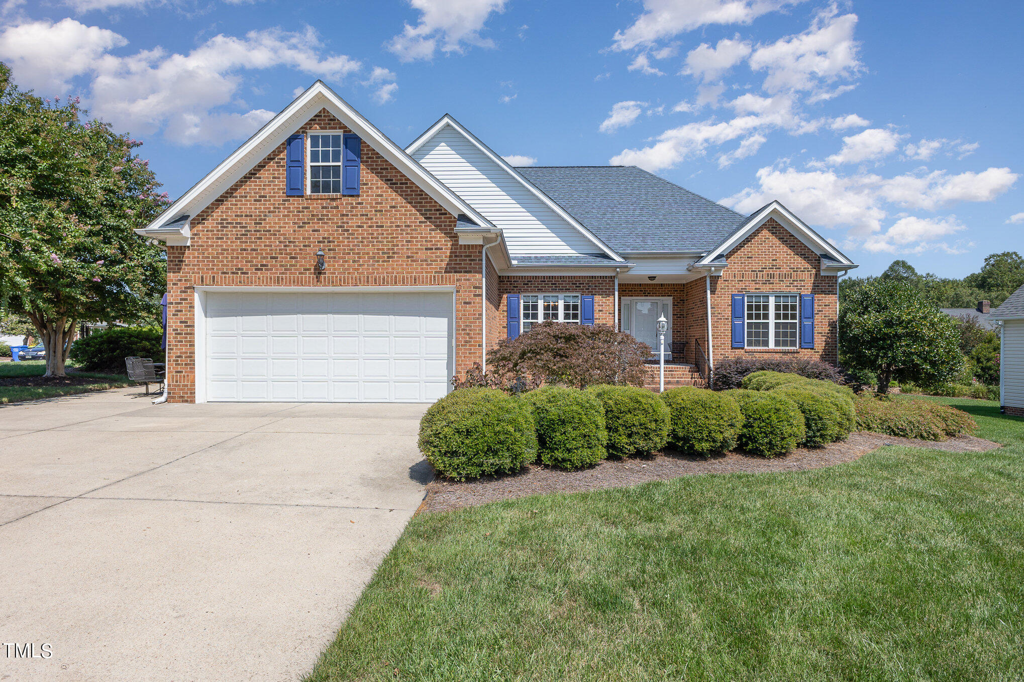 Staples Dr, Rolesville, NC 27571