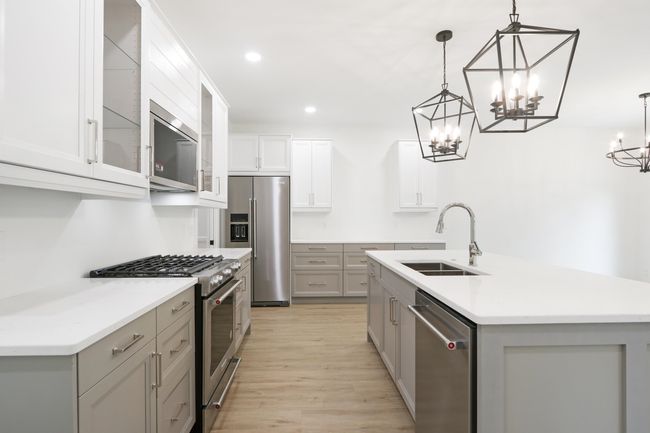 304 Willow St, Condo with 3 bedrooms, 3 bathrooms and null parking in PARDEEVILLE WI | Image 4