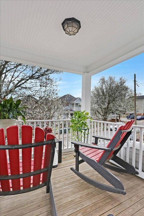 803 Fairview Ave, Chattanooga, TN, 37403-2713 | Card Image