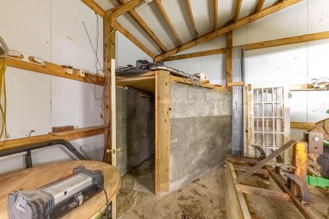 Home and Commercial Property036 | Image 38