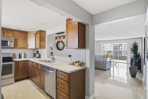 apt-410-311 Se 3rd St, Dania Beach, FL, 33004-4041 | Card Image