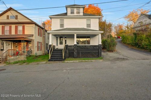 76 Lunny Ct, Carbondale, PA, 18407-2674 | Card Image