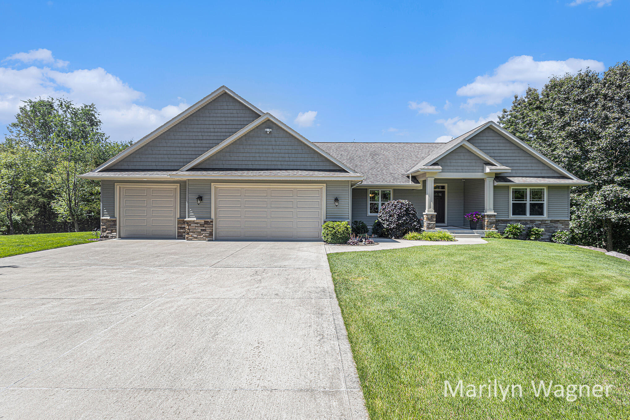 76th St, Alto, MI 49302