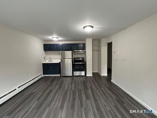 1e-40-2 Prospect Ave, Norwalk, CT, 06850-3737 | Card Image