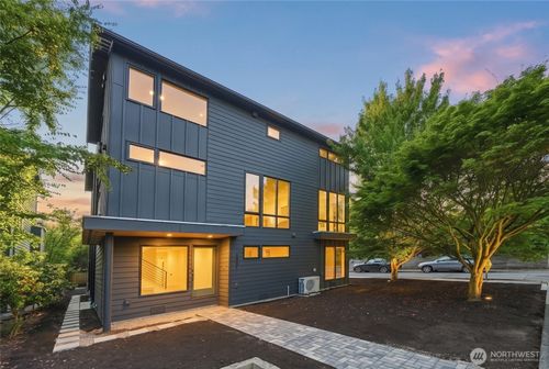 5301 49th Ave Sw, Seattle, WA, 98136-1014 | Card Image